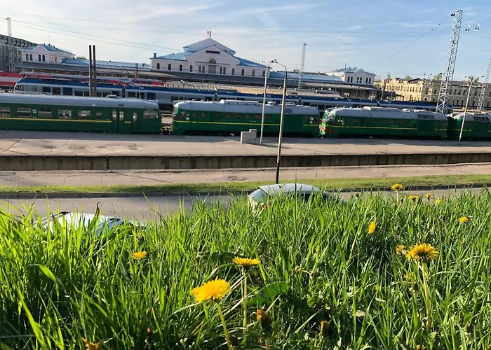 Your - Apartment, Balcony, Parking & Self Check-in *