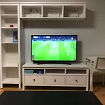 Διαμέρισμα Your - Apartment, Balcony, Parking & Self Check-in *