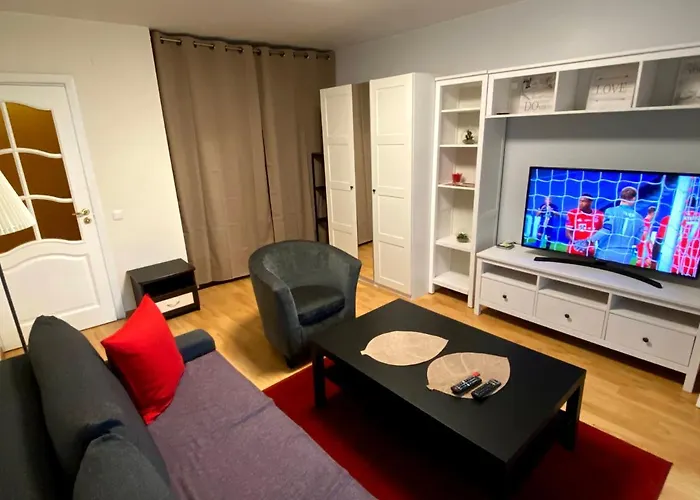 Your - Apartment, Balcony, Parking & Self Check-in