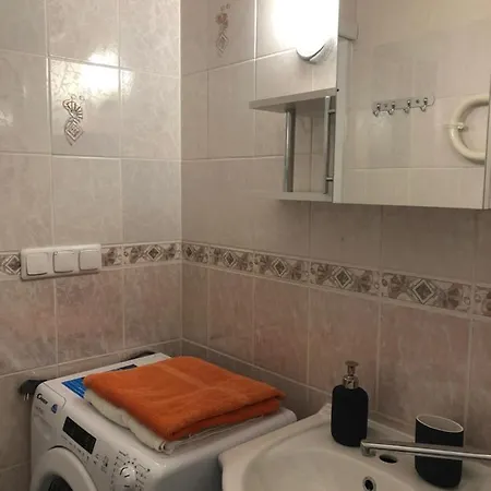 Your - Apartment, Balcony, Parking & Self Check-in